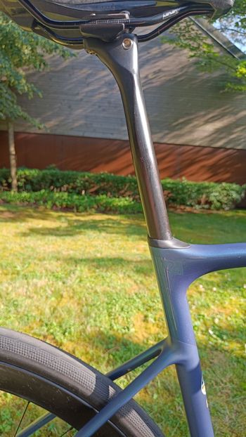 Used Giant Defy Advanced Pro 0 2022 2022 Road & Gravel, Blue — image 6 of 11