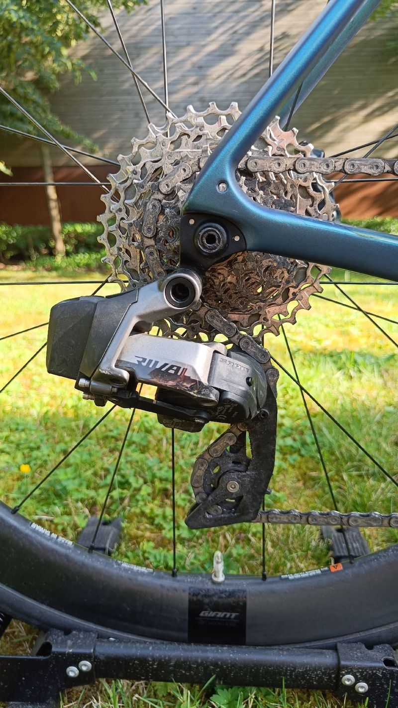 Used Giant Defy Advanced Pro 0 2022 2022 Road & Gravel, Blue — image 2 of 11