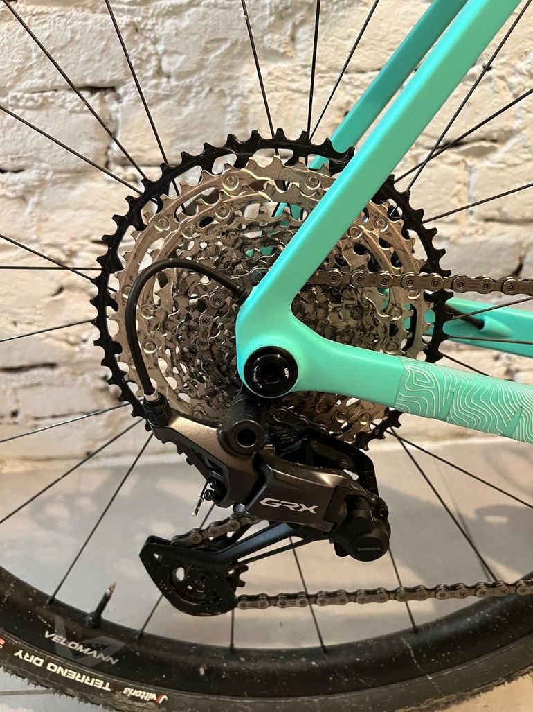 Używany Bianchi Arcadex PRO GRX 820/822 disc 2025 2025 Road & Gravel — zdjęcie 3 z 5