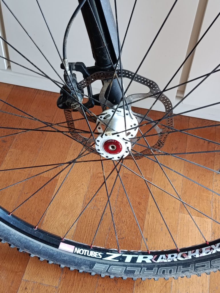 Używany Cannondale F29 Leffy Carbon 2 2015 Mountainbike — zdjęcie 7 z 10