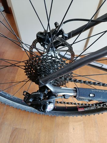 Używany Cannondale F29 Leffy Carbon 2 2015 Mountainbike — zdjęcie 4 z 10