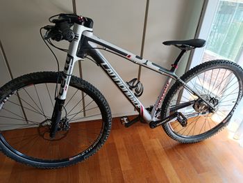 Używany Cannondale F29 Leffy Carbon 2 2015 Mountainbike — zdjęcie 2 z 10