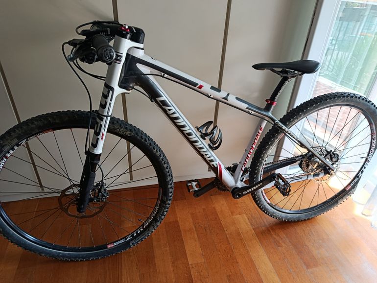 Używany Cannondale F29 Leffy Carbon 2 2015 Mountainbike — zdjęcie 2 z 10