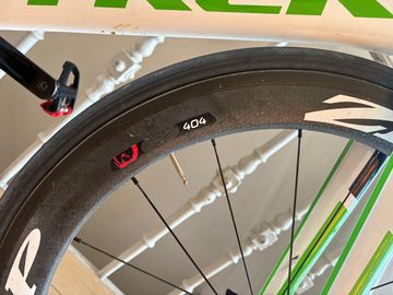 Used Trek Speed Concept 7.0 2013 2013 Road & Gravel, White — image 10 of 13