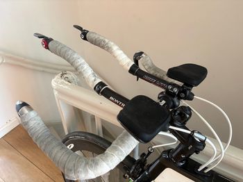 Used Trek Speed Concept 7.0 2013 2013 Road & Gravel, White — image 2 of 13