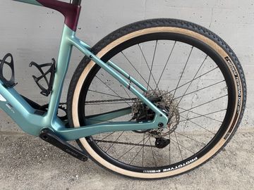 Conor E-Selva GRX 610 2026 2025 Road & Gravel usato, Verde — immagine 3 di 10