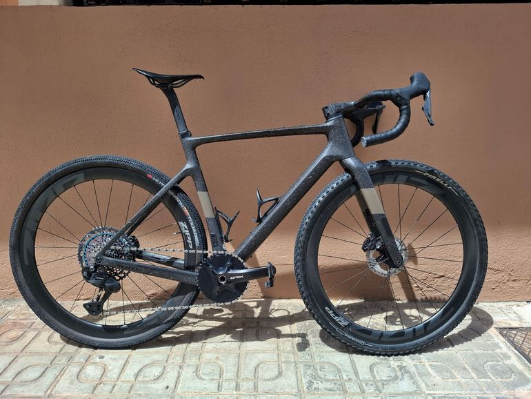 Použité Scott Addict Gravel 10 2024 2024 Road & Gravel — obrázek 1 z 4