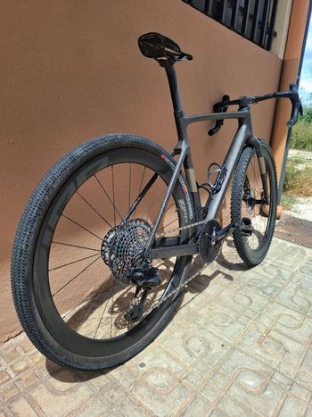 Použité Scott Addict Gravel 10 2024 2024 Road & Gravel — obrázek 3 z 4