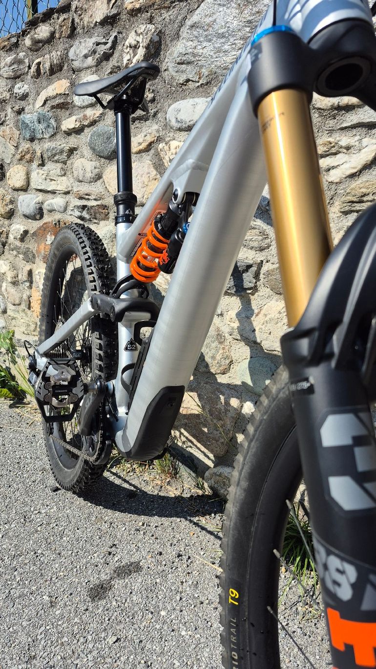 Używany Specialized Stumpjumper 15 Alloy - FOX Coil 2025 2025 Mountainbike — zdjęcie 4 z 9