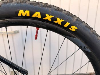 Używany Salsa Timberjack 2024 Mountainbike — zdjęcie 9 z 9