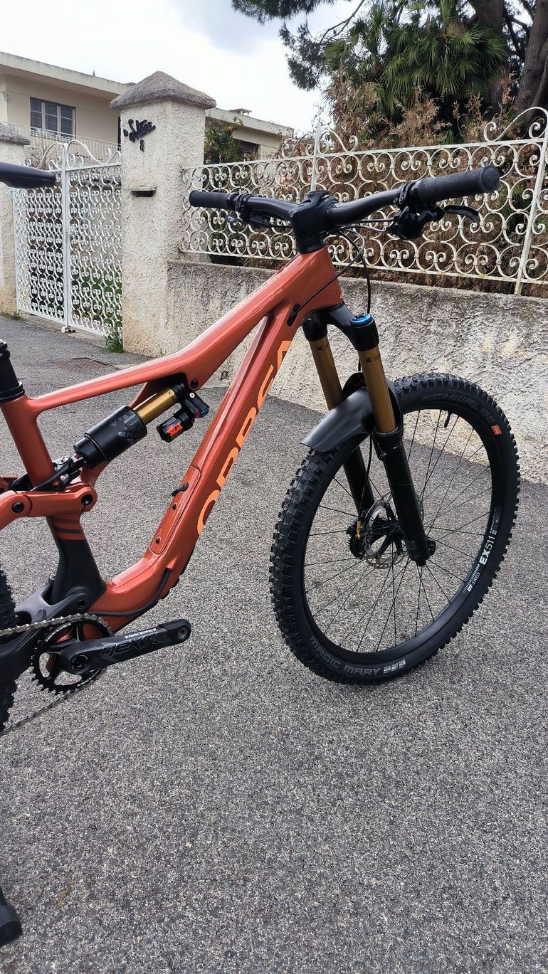Orbea RALLON M-TEAM 2024 2024 Mountainbike de segunda mano, Rojo — imagen 2 de 15