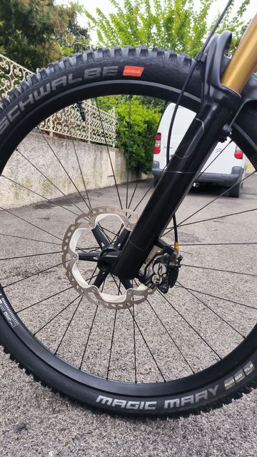 Brugt Orbea RALLON M-TEAM 2024 2024 Mountainbike — billede 11 af 15