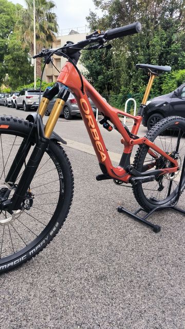 Brugt Orbea RALLON M-TEAM 2024 2024 Mountainbike — billede 9 af 15