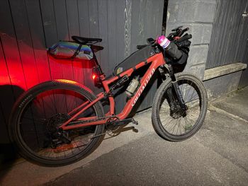 Gebrauchtes Specialized Epic 8 Comp - SRAM S-1000 AXS, RockShox Select 2025 2025 Mountainbike, Rot, 29 — Bild 2 von 11