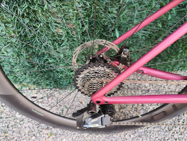 Używany Specialized Tarmac SL8 Pro - SRAM Force eTAP AXS 2025 2025 Road & Gravel — zdjęcie 8 z 18