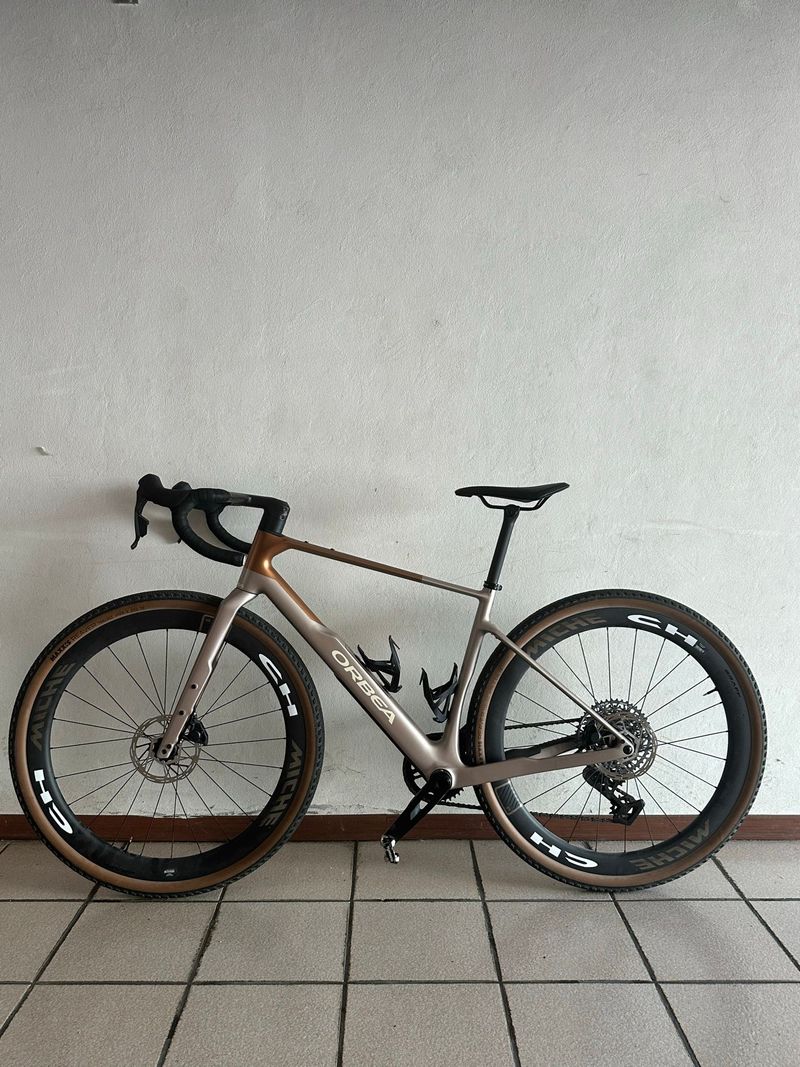 Used Orbea Terra SRAM Rival 2026 Road & Gravel