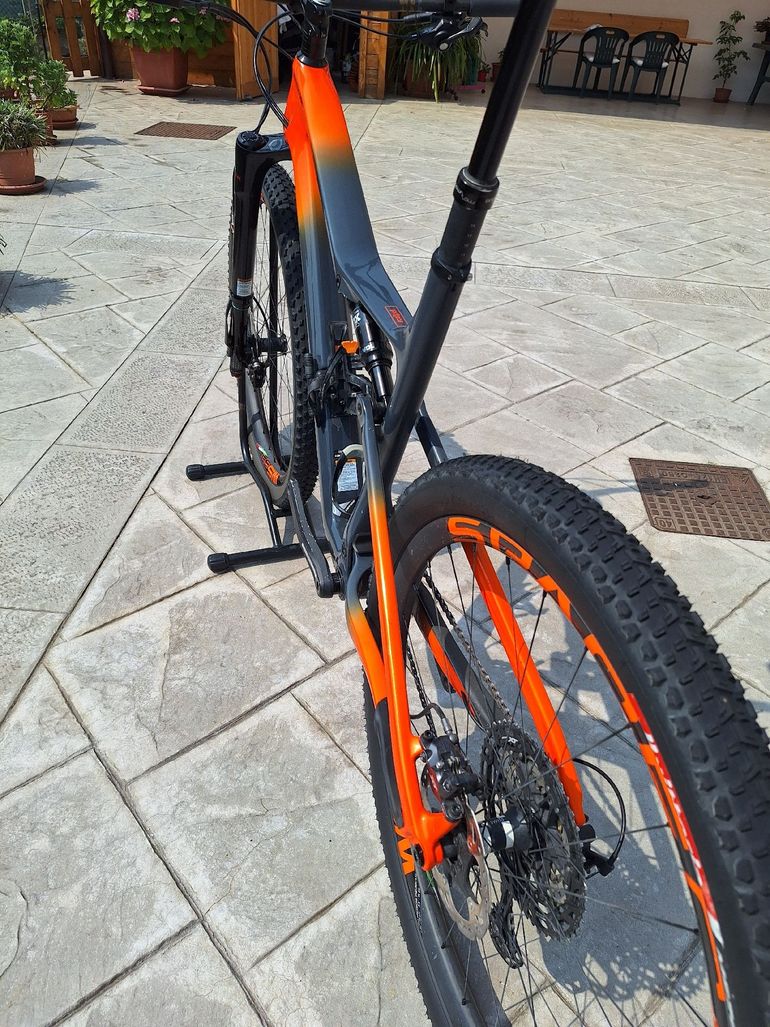 Używany Cannondale Scalpel Carbon 2 2020 2020 Mountainbike — zdjęcie 9 z 9