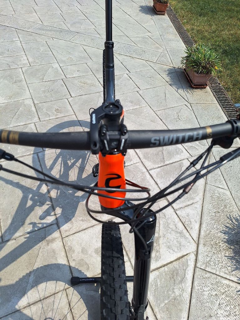 Używany Cannondale Scalpel Carbon 2 2020 2020 Mountainbike — zdjęcie 6 z 9