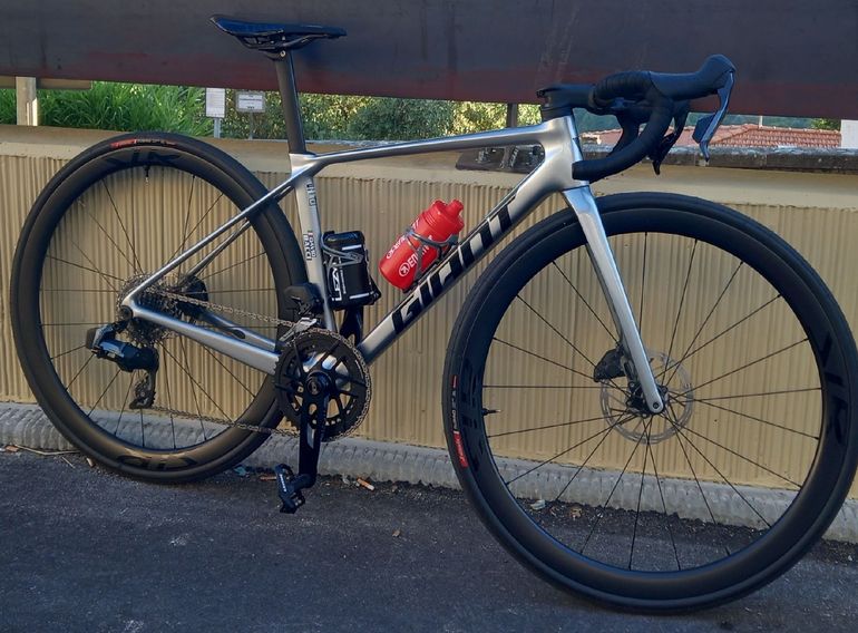 Używany Giant TCR Advanced Pro 1 2026 2026 Road & Gravel — zdjęcie 1 z 3
