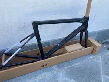 Used BMC Teammachine SLR 01 Frameset 2027 Frameset 2027 Road & Gravel, Black — image 7 of 9