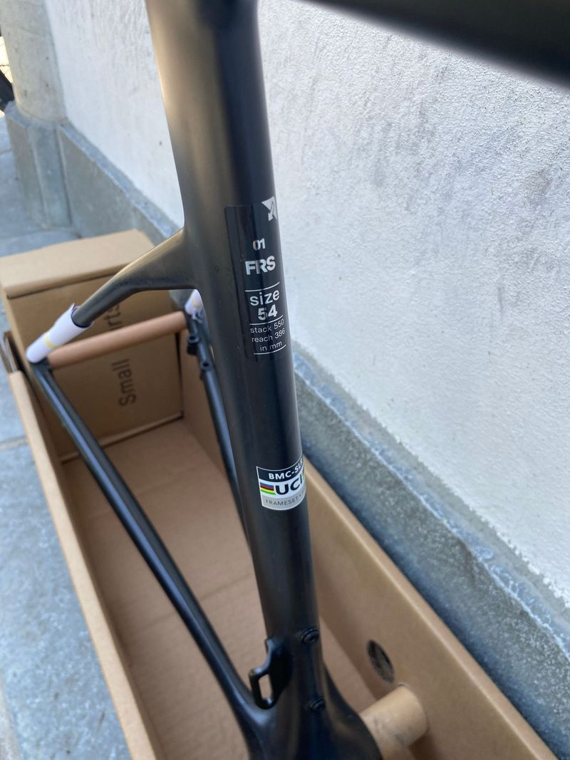Used BMC Teammachine SLR 01 Frameset 2027 Frameset 2027 Road & Gravel, Black — image 6 of 9