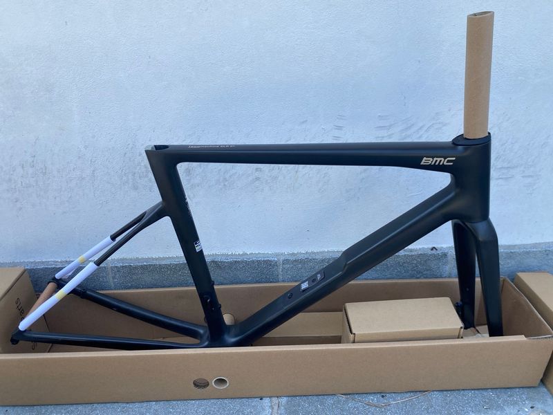 Used BMC Teammachine SLR 01 Frameset 2027 Frameset 2027 Road & Gravel, Black — image 1 of 9