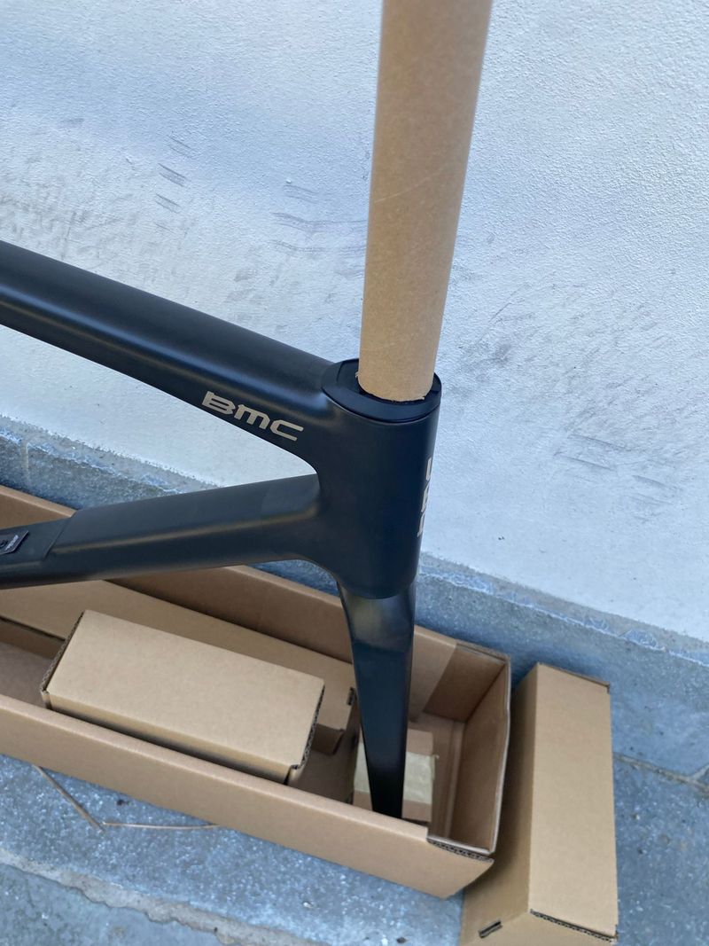 Used BMC Teammachine SLR 01 Frameset 2027 Frameset 2027 Road & Gravel, Black — image 5 of 9