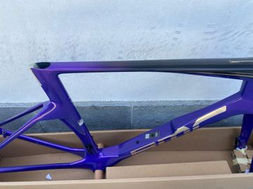 BMC Teammachine R 01 Frameset 2027 Frameset 2027 Road & Gravel de segunda mano, Morado — imagen 5 de 5
