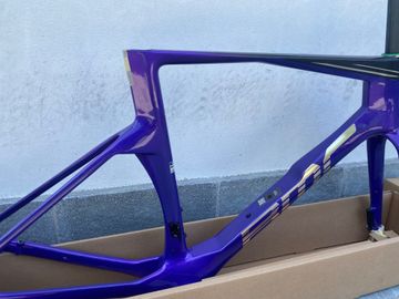 BMC Teammachine R 01 Frameset 2027 Frameset 2027 Road & Gravel de segunda mano, Morado — imagen 2 de 5