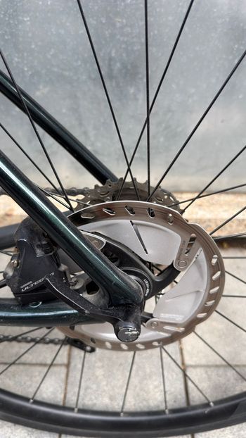 Używany Scott Addict 10 disc 2020 2020 Road & Gravel — zdjęcie 10 z 13