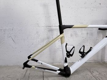 Używany Cipollini KIT TELAIO DOLOMIA Frameset 2025 Road & Gravel — zdjęcie 6 z 9