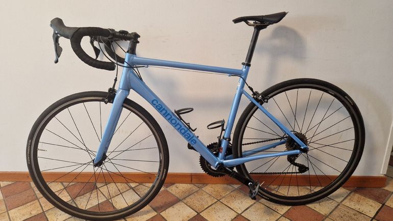 Gebrauchtes Cannondale CAAD Optimo 1 2024 2024 Road & Gravel, Blau — Bild 2 von 11