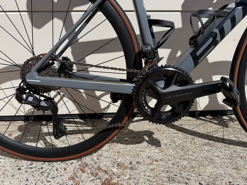 Used BMC Teammachine SLR01 FIVE 2023 2023 Road & Gravel, Light Gray — image 3 of 6