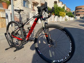 Used Coluer Nucleus 2016 Road & Gravel, Red — image 11 of 12