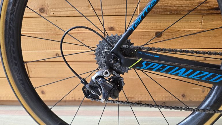 Used Specialized Men's Tarmac Comp 2018 2018 Road & Gravel, Black — image 3 of 6