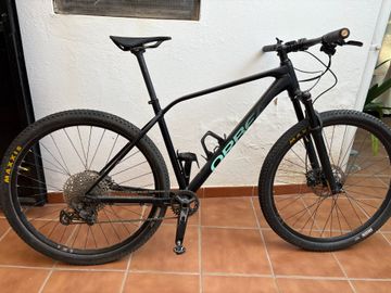 Gebrauchtes Orbea ALMA H30 2023 2023 Mountainbike, Schwarz, 29 — Bild 1 von 9