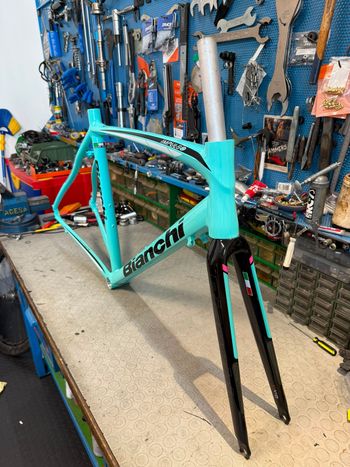 Used Bianchi Impulso 2020. Frameset 2020 Road & Gravel, Blue — image 10 of 12