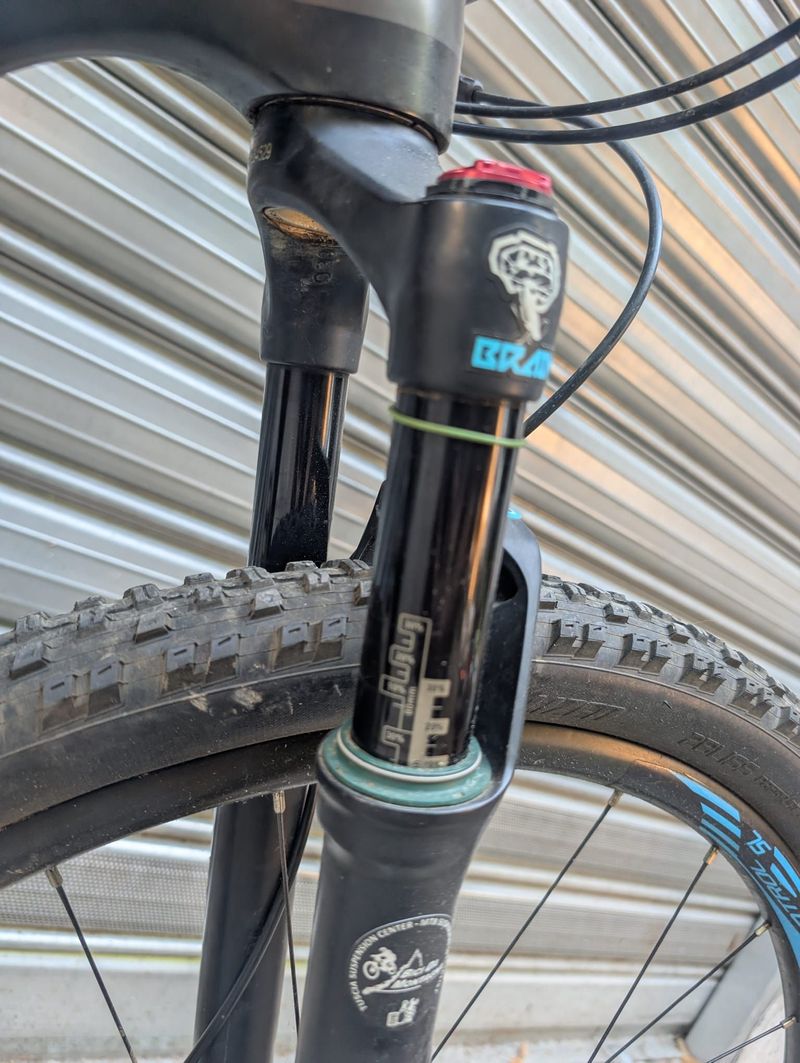 Used Specialized Ht 2015 Mountainbike, Black — image 4 of 5