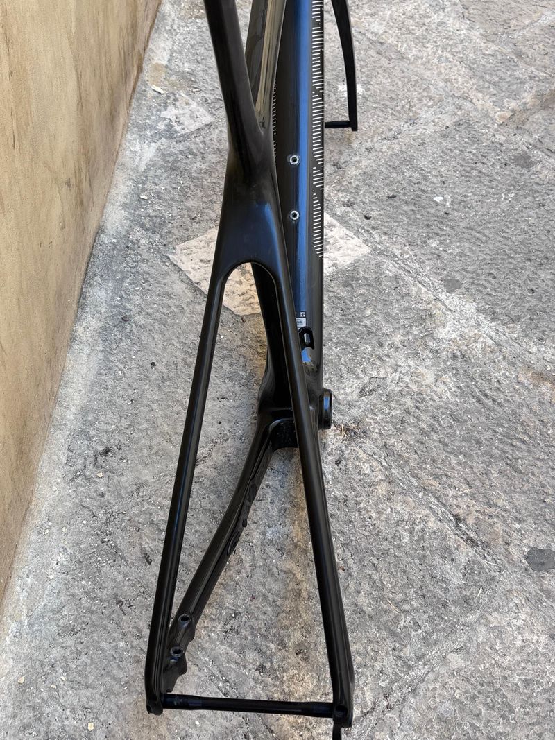 Used Giant TCR Advanced SL Disc Frameset 2023 Frameset 2023 Road & Gravel, Light Gray — image 10 of 18