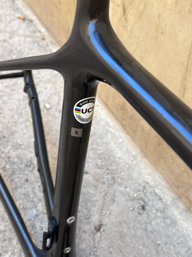 Used Giant TCR Advanced SL Disc Frameset 2023 Frameset 2023 Road & Gravel, Light Gray — image 16 of 18