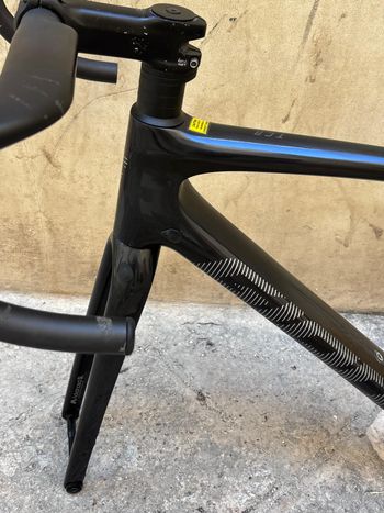 Używany Giant TCR Advanced SL Disc Frameset 2023 Frameset 2023 Road & Gravel — zdjęcie 7 z 18