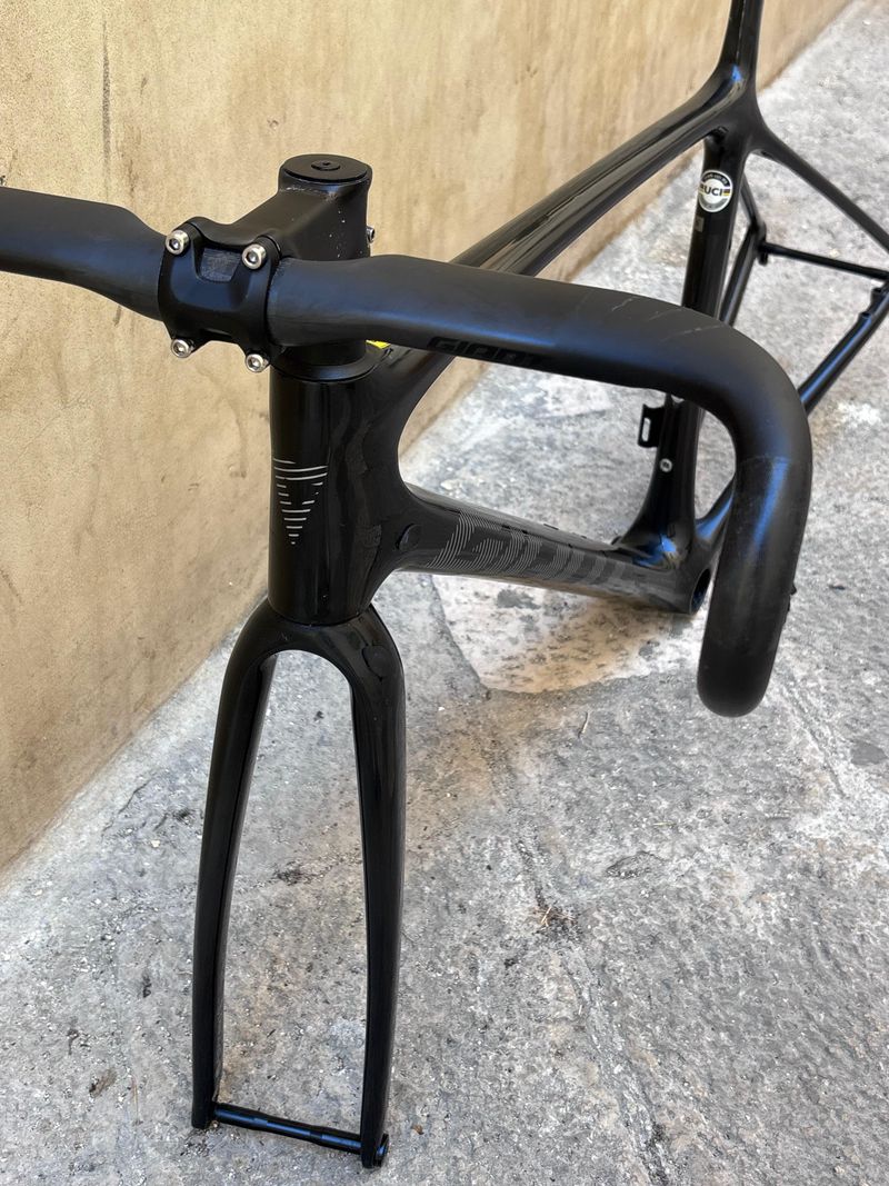 Used Giant TCR Advanced SL Disc Frameset 2023 Frameset 2023 Road & Gravel, Light Gray — image 8 of 18