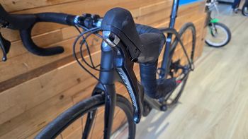 Używany Trek Domane SL 6 Disc 2019 2019 Road & Gravel — zdjęcie 3 z 5