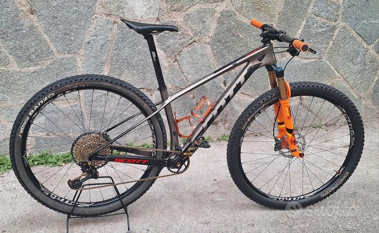 Used Scott Scale 900 2019 Mountainbike, Light Gray — image 1 of 6