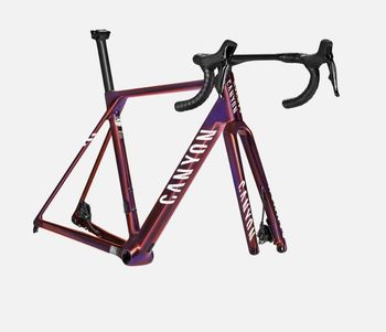 Używany Canyon Ultimate CFR Di2 Aero 2025 2025 Road & Gravel — zdjęcie 10 z 10