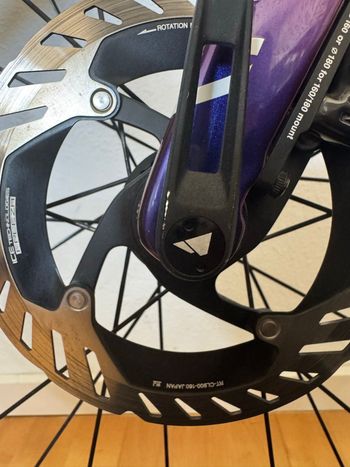 Używany Canyon Ultimate CFR Di2 Aero 2025 2025 Road & Gravel — zdjęcie 5 z 10