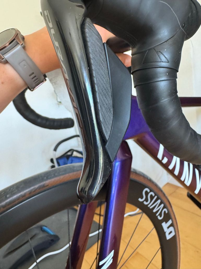 Używany Canyon Ultimate CFR Di2 Aero 2025 2025 Road & Gravel — zdjęcie 4 z 10