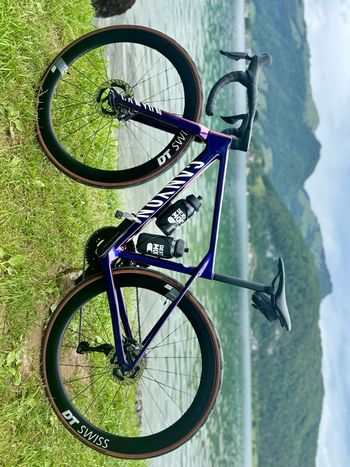 Gebrauchtes Canyon Ultimate CFR Di2 Aero 2025 2025 Road & Gravel