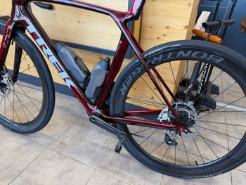 Trek Madone SLR 9 AXS 2027 2027 Road & Gravel de segunda mano, Rojo — imagen 12 de 12
