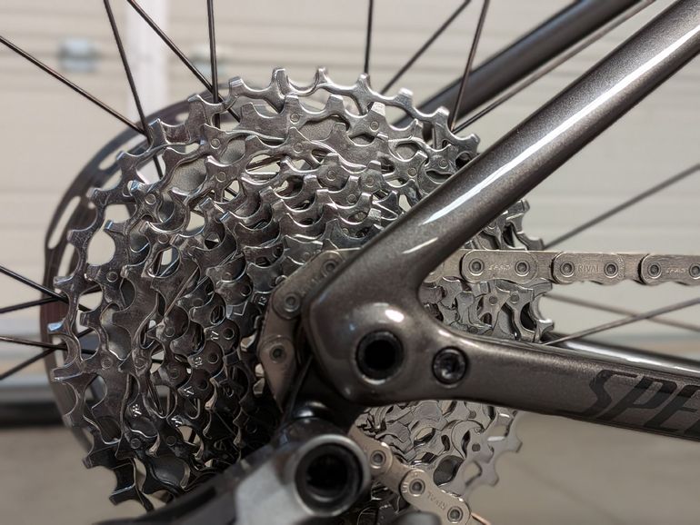Specialized Tarmac SL8 Expert - SRAM Rival AXS 2024 2024 Road & Gravel de segunda mano, Gris claro — imagen 6 de 10
